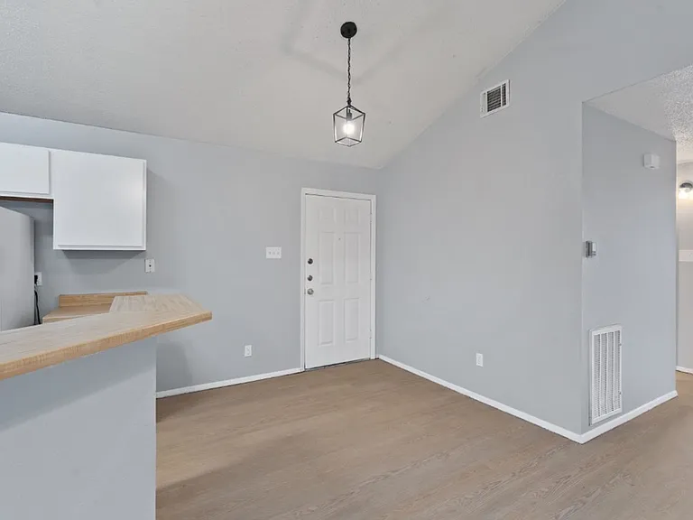 2906 Jadewood Ct #A — Photo 7