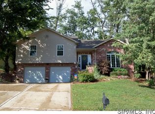 1305 Gerber Woods Dr, Edwardsville, IL 62025