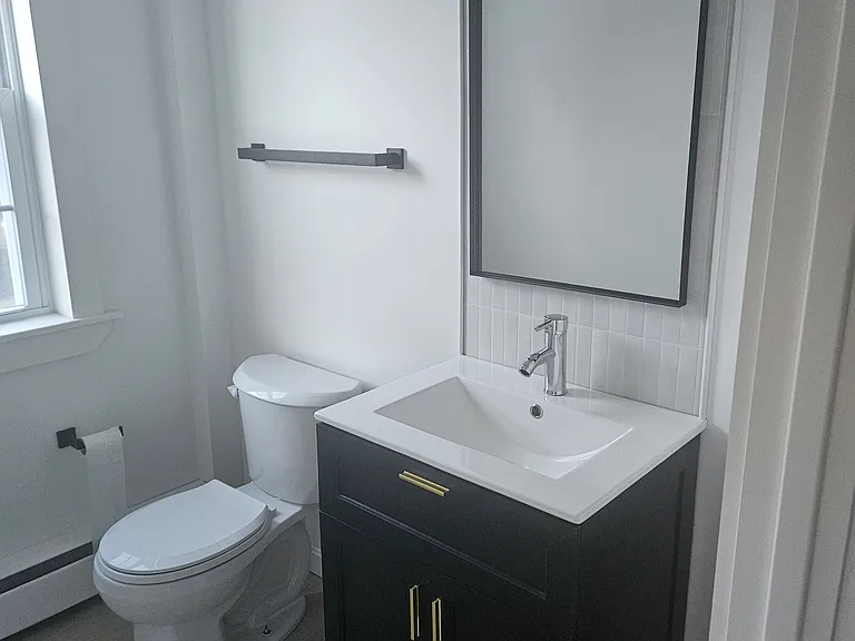 95 S Main St #95 — Photo 5