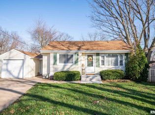 31 Lauterbach Dr, Bartonville, IL
