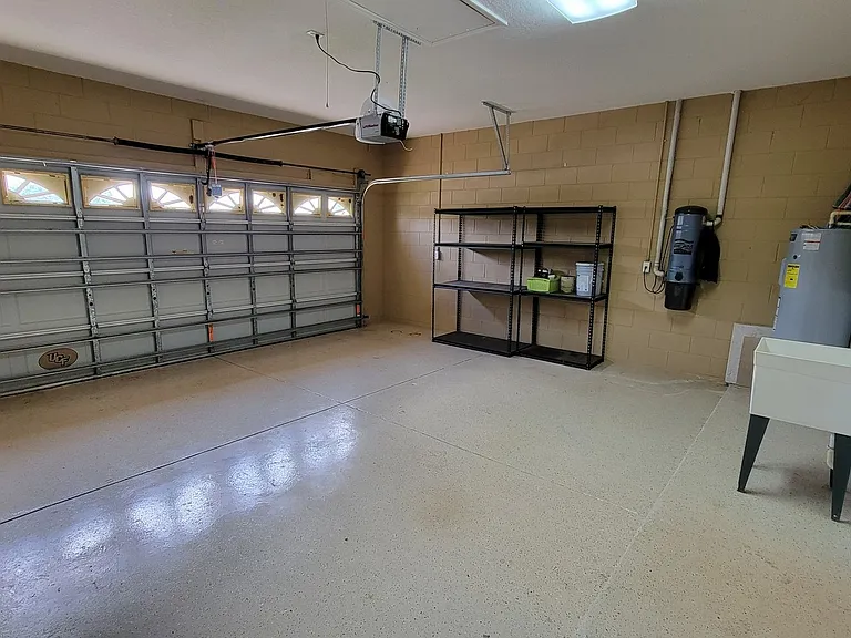 9928 Chardonnay Dr — Photo 27