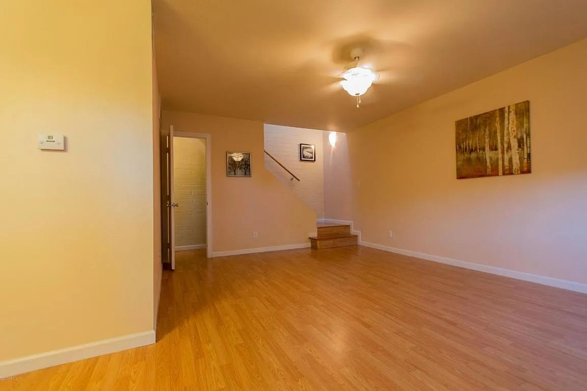 5432 W Sheena Drive — Photo 2