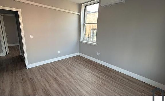 2nd image of 1171 Grant Ave #3E