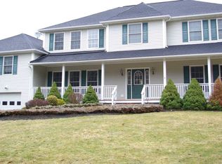 300 Depot Hill Rd, Poughquag, NY 12570