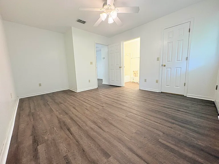 3887 Gaffney Loop — Photo 7