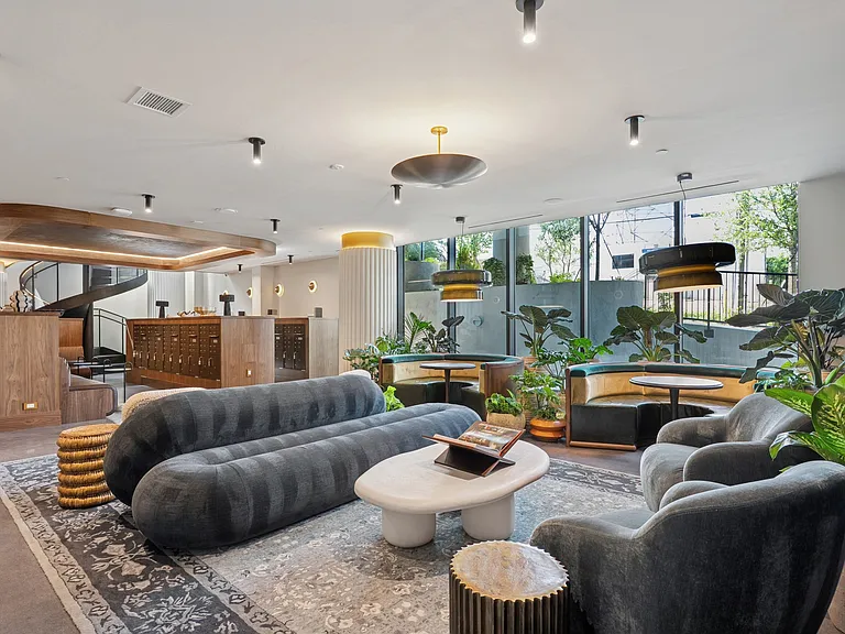 Mailroom Lounge