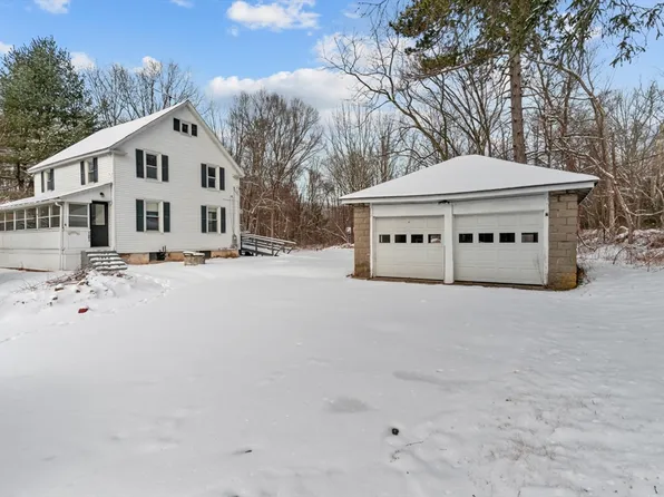 121 Hill St, Millville, MA 01529