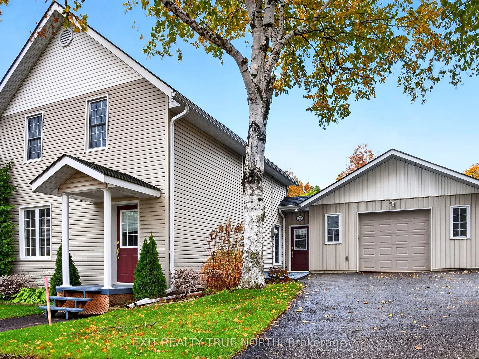 3 bed, $2,900 — Photo 1