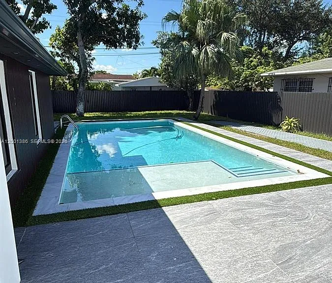 10460 SW 26th Ter — Photo 26
