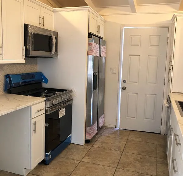 930 Calhoun Pl — Photo 4