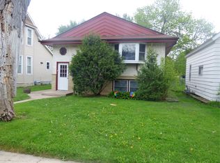 518 16th Ave N, South St Paul, MN 55075