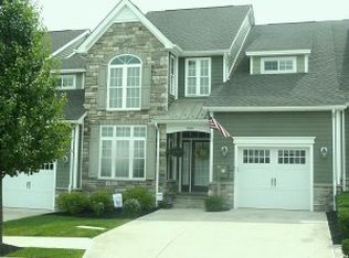 829 Homestead Dr, Dallas, PA 18612