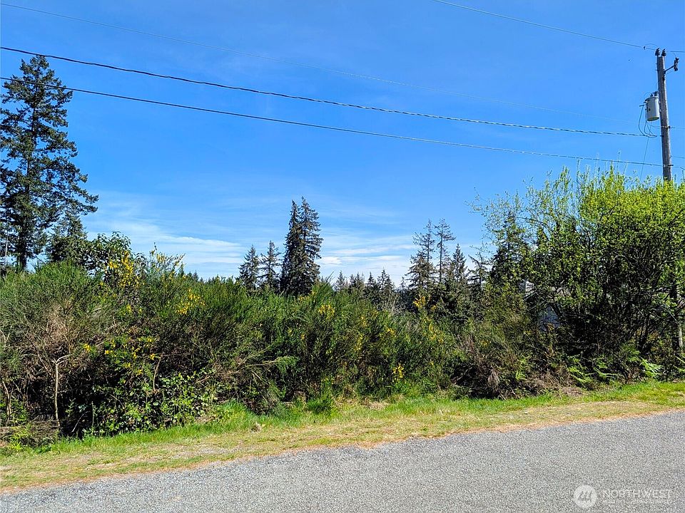 1st image of 2501 195th Avenue SW