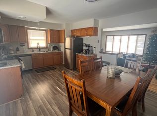 5922 S Howell Ave, Milwaukee, WI 53207