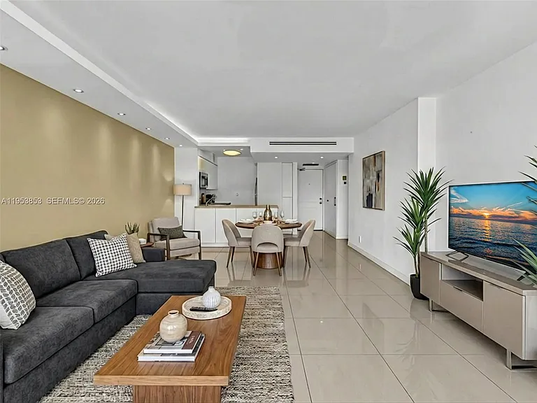 100 Bayview Dr #223 — Photo 27