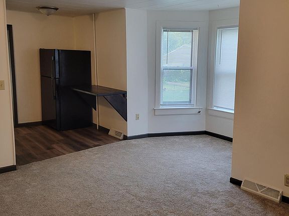 4th image of 1528 Denton St #1528