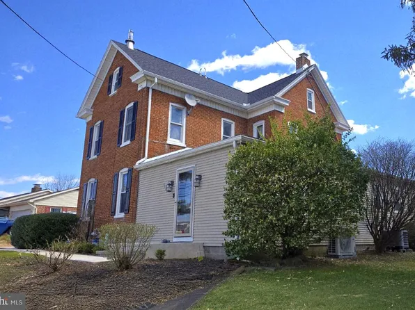 1122 Hanover Rd, York, PA 17408