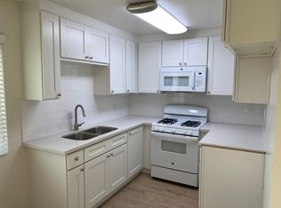 1835 S Van Ness Ave APT 204, Los Angeles, CA 90019