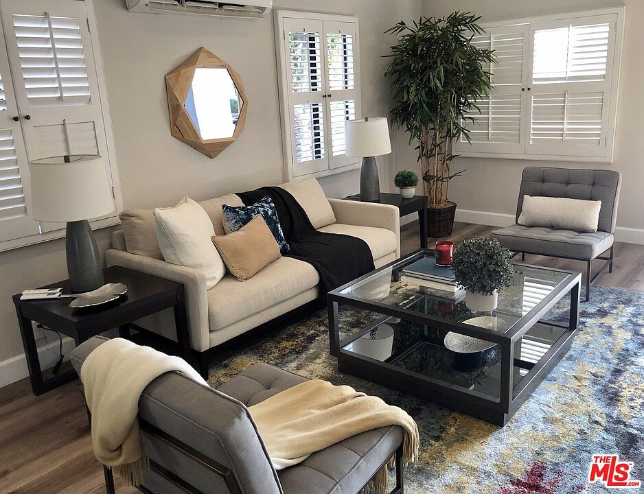 1st image of 3952 Lyceum Ave