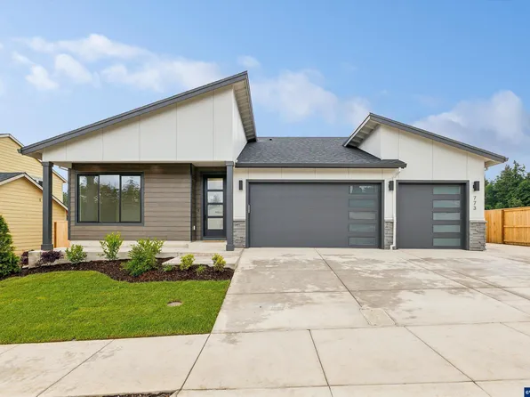 773 Riley Dr, Silverton, OR 97381