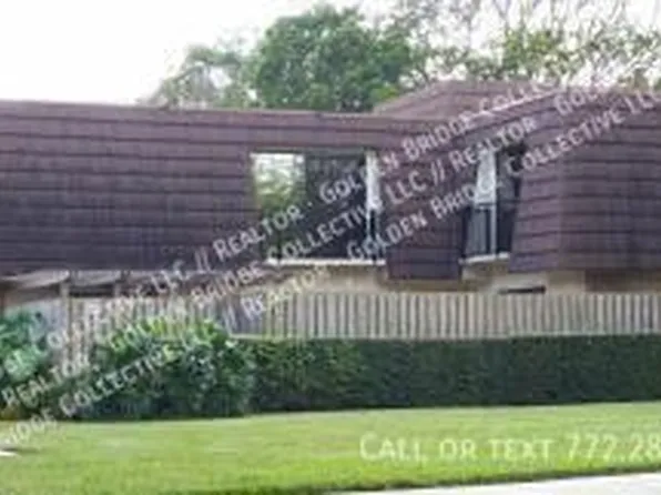 1304 13th Ln, Palm Beach Gardens, FL 33418