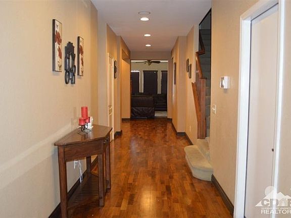 2nd image of 84213 La Jolla Ave