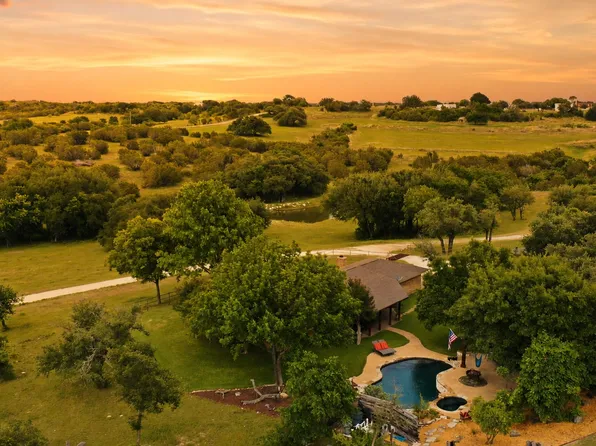 1973 County Road 513, Stephenville, TX 76401