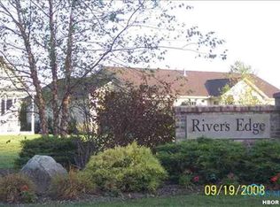 15 Rivers Edge Ln, Upper Sandusky, OH 43351