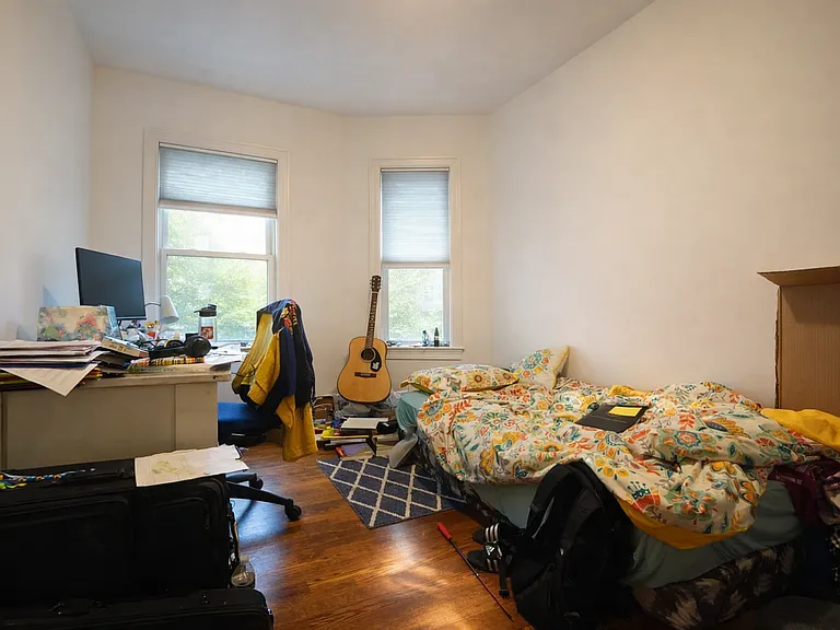 25 Marney St #2 — Photo 3