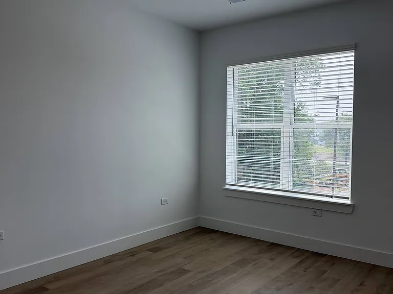 2 Bedroom - 1186 sq ft