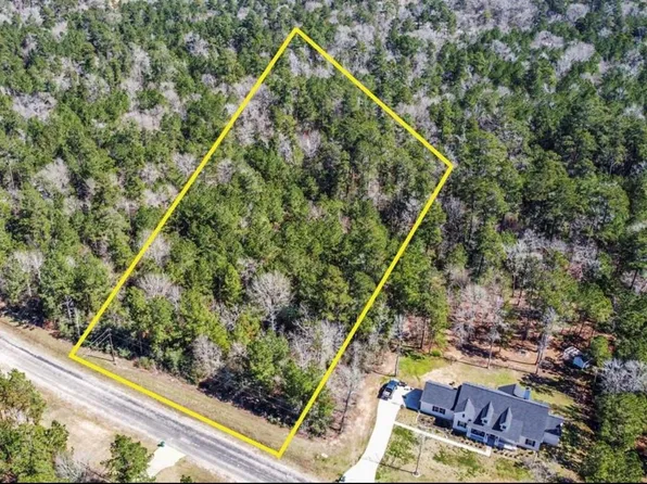 7 Fire Sky Rd, Huntsville, TX 77340