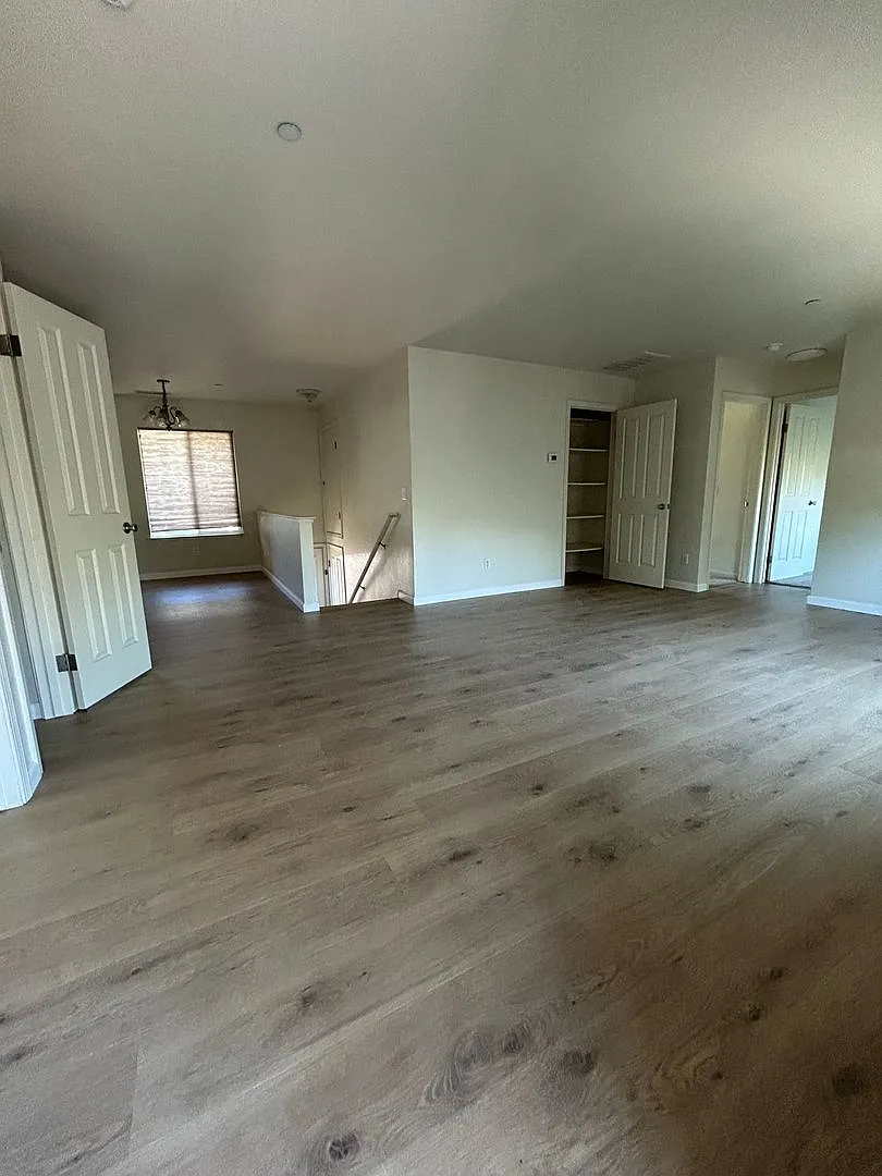 **Healdsburg, Home Sweet Home — Photo 4
