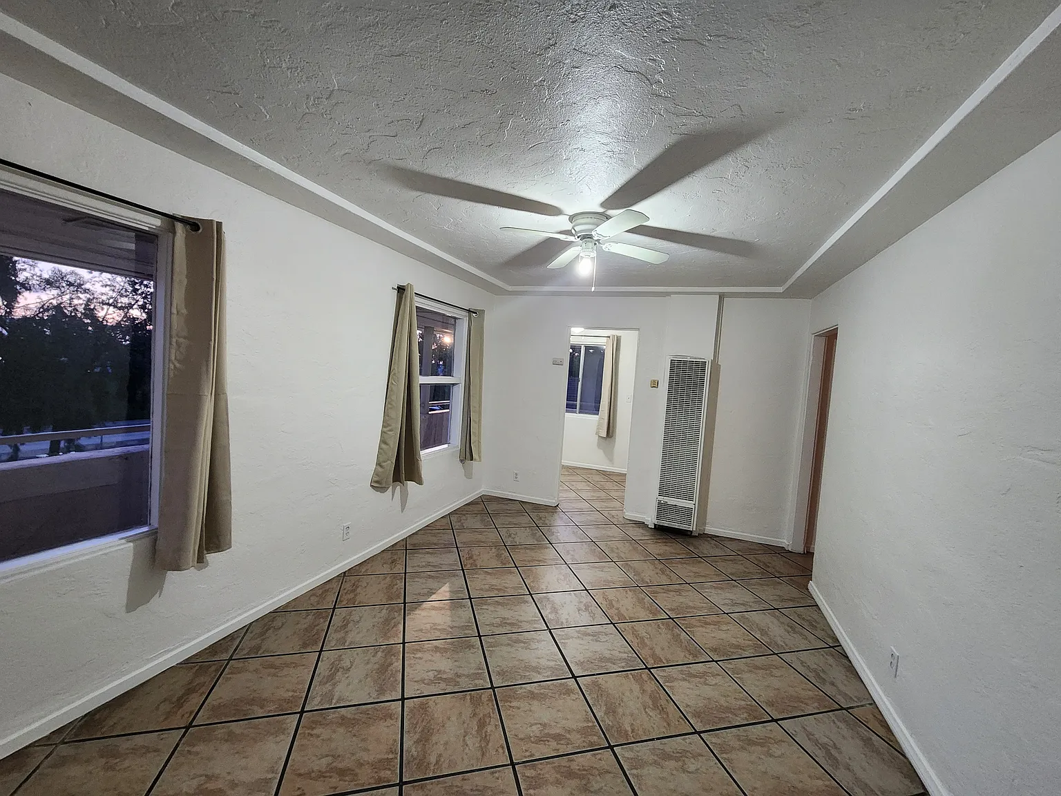 1 bed, $1,699 — Photo 3