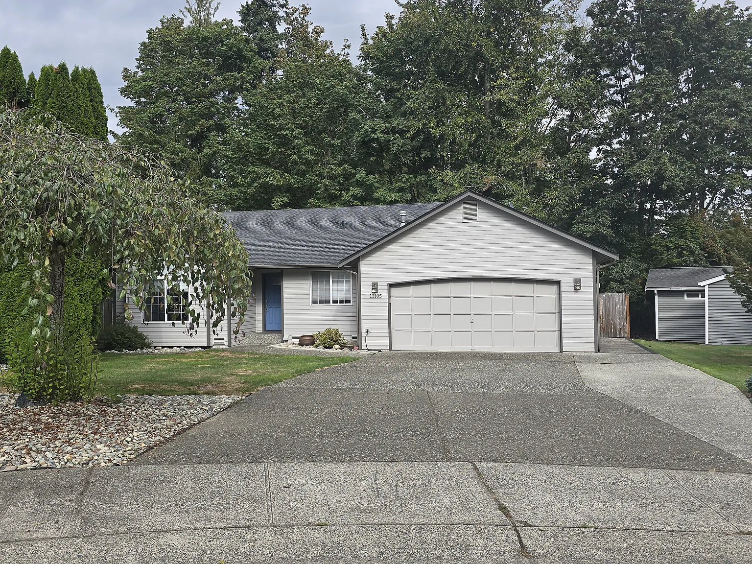 3 bed, 1417 sqft, $3,350 — Photo 1