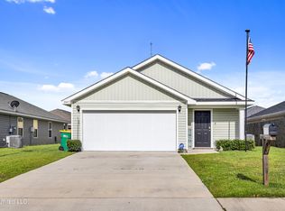 2005 Magazine St, Ocean Springs, MS 39564