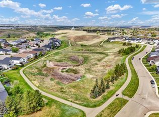 89 W Sunrise Way SW #2, Medicine Hat, AB T1B4X9