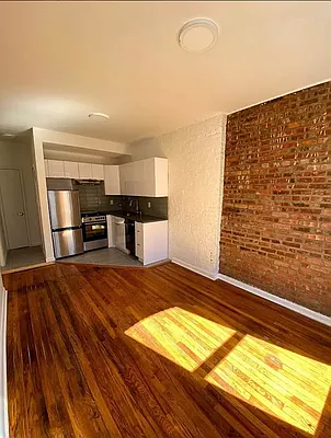 Rented by Douglas Elliman | media 7