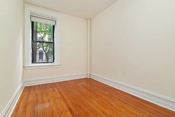 Rented by NextStopNY | media 6