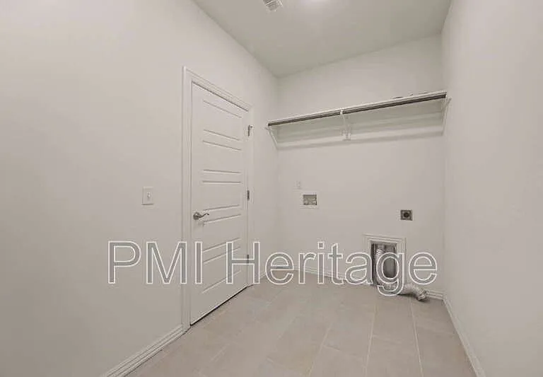 5802 SW Teppee Ave — Photo 32