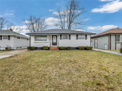 15954 Birchcroft Dr, Brookpark, OH, 44142