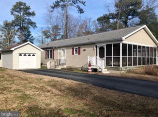 30821 Murray Ln, Ocean View, DE 19970