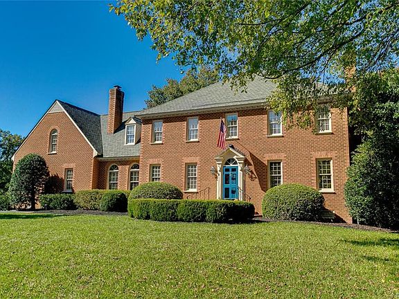 2nd image of 104 Adingham Ct