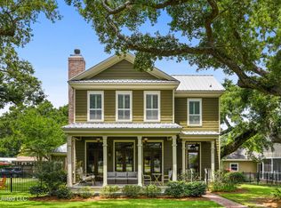 22 Sweetgrass Ln, Ocean Springs, MS 39564