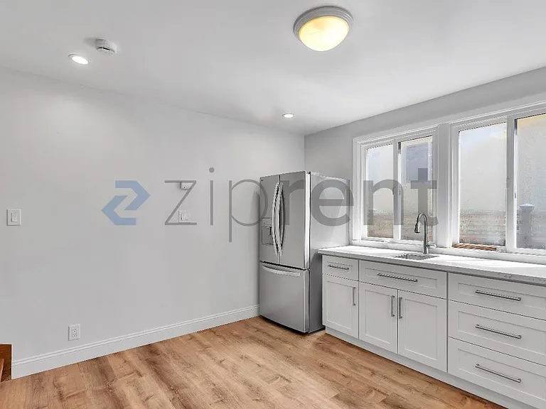 173 Westlawn Ave — Photo 7