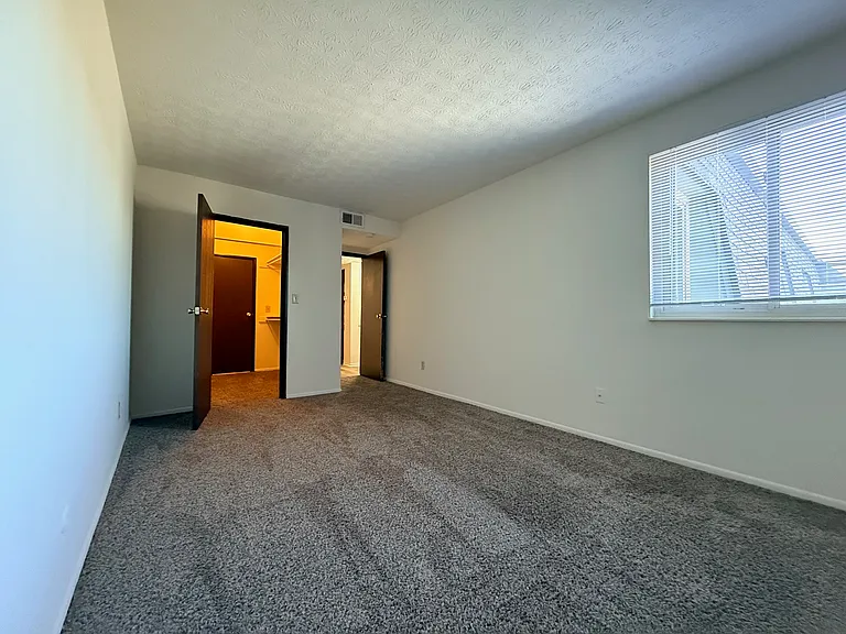 Large Bedroom