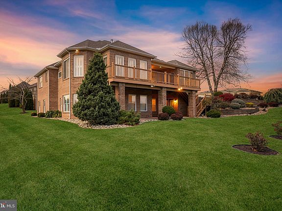 2nd image of 6396 Saucon Valley Dr