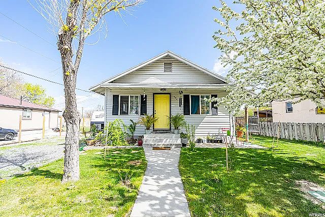 1st image of 554 W 100 N