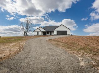 9947 McCamish Rd, Whitesville, KY 42378