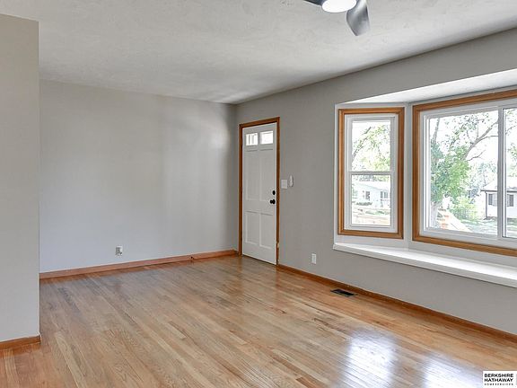 5th image of 5507 N 63rd St