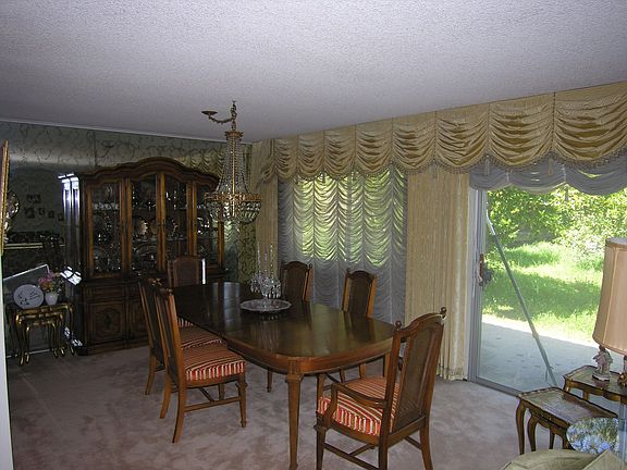 5th image of 9801 Ogram Dr